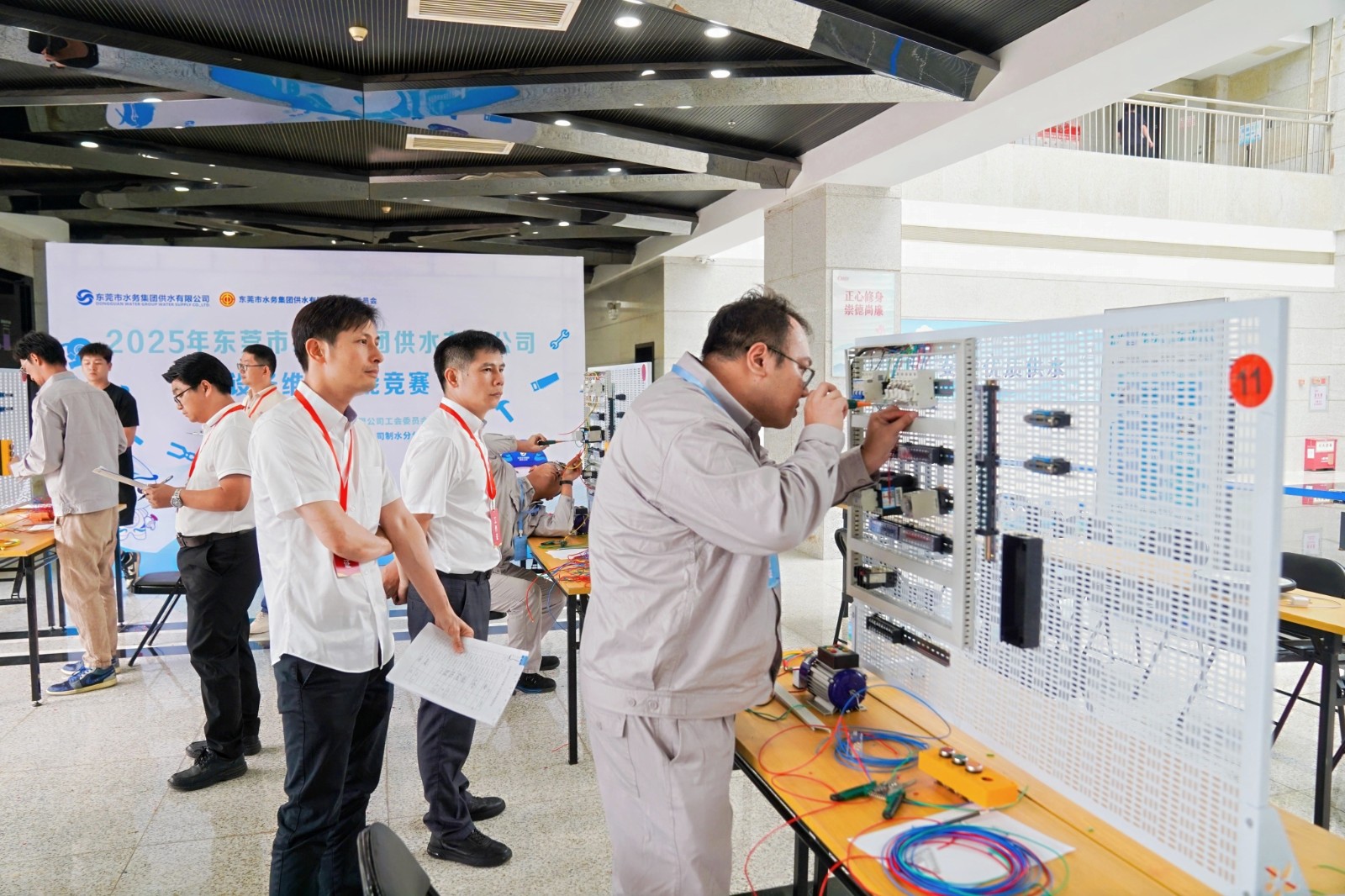 設備實操2.jpg 設備實操2.jpg